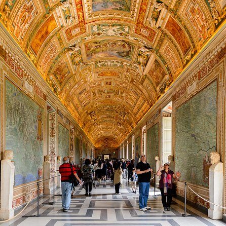 Vatican Museum and Sistine Chapel Guided Tour | Group Tour - Raphael’s disciples in the Tapestry Gallery