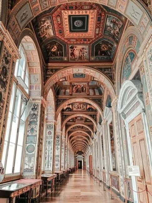 Vatican: Museum, Sistine Chapel & Raphael Rooms Evening Tour - What This 2-Hour Vatican Evening Tour Is Actually For