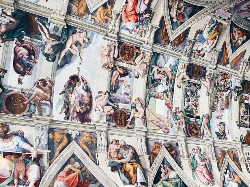 Vatican Museums and Sistine Chapel Ticket with Guide Option - Live guide vs Ticket + Audio: which option fits your style