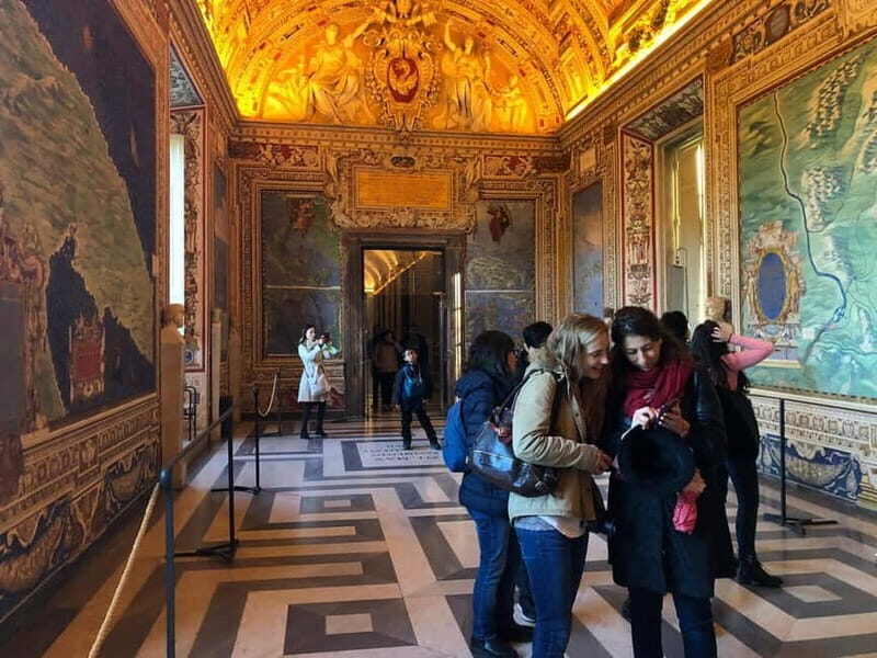 Vatican: Museums First-Access Small-Group Tour with Guide - Meeting at Giuly’s Café: the easiest way to start on time