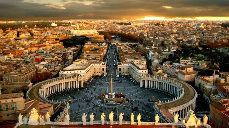 Vatican Museums: Private Tour with Sistine and St. Peter's - Vatican Museums with an art historian-style guide (not just a speed run)