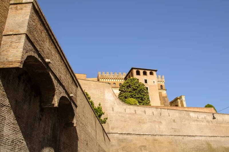 Vatican Museums & Sistine Chapel Small Group Tour - Pickup - Vatican Museums first: Cortile del Belvedere, Maps, and the big rooms