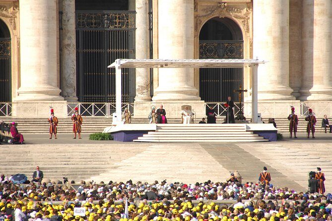 Vatican Papal Audience and Sistine Chapel Skip the Line Tour - Entering the Vatican Museums: skip-the-line is the real value