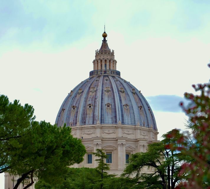 Vatican Private Tour with Skip-the-Line & Expert Guide - Sistine Chapel: seeing the art with less stress