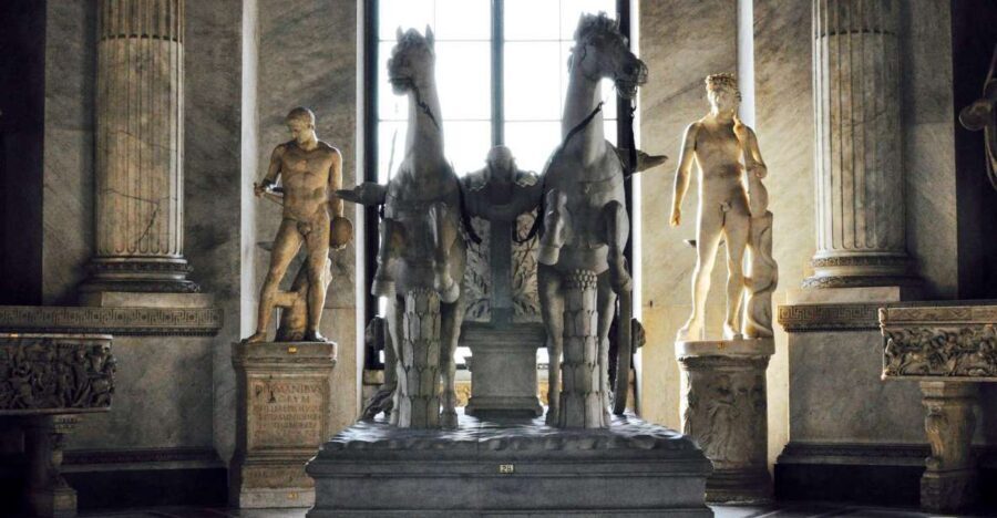 Vatican: Sistine Chapel and Vatican Museums Small Group Tour - Key things that make this tour worth your time