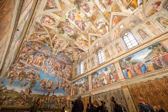 Vatican VIP Early Entrance 8:00 AM - Vatican Museums: Candelabra, Tapestries, and Maps in one smart morning