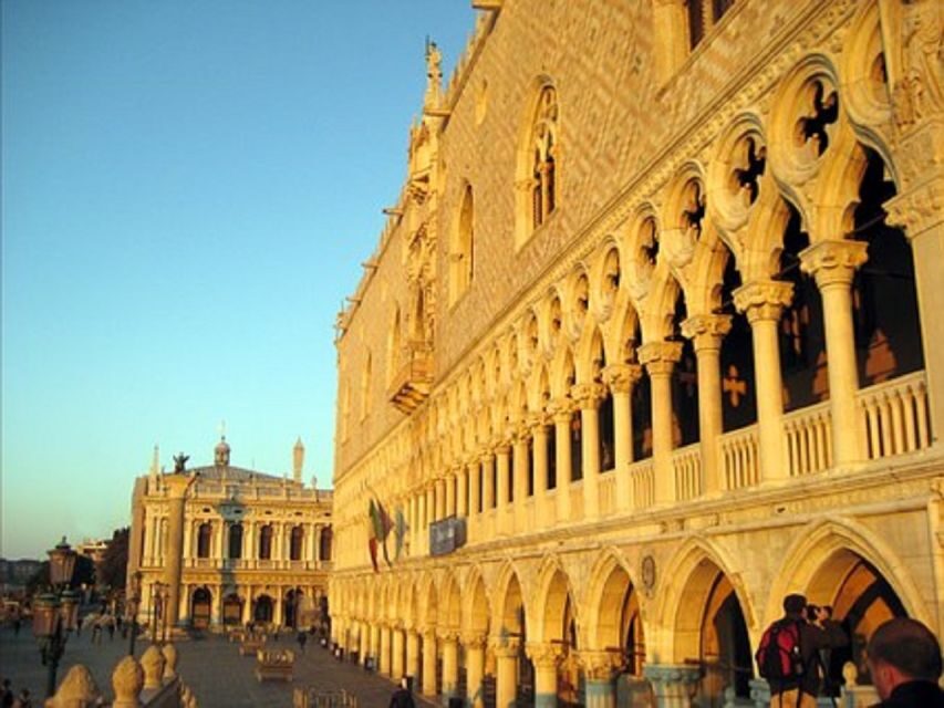 Venice: Doge's Palace and Basilica Skip-the-Line Guided Tour - Practical tips so you don’t lose time or comfort