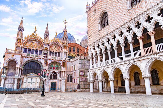 Venice: Doge's Palace and St. Mark's Basilica Fast Access Tour - Fast Access in Venice: What This 2-Hour Mix Really Does for You