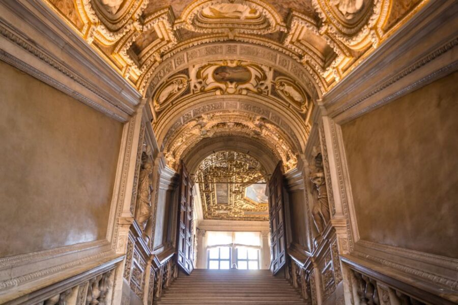 Venice: Doge's Palace Skip-the-Line Ticket with Guidebook - Skip-the-line entry: why it matters at Doge’s Palace