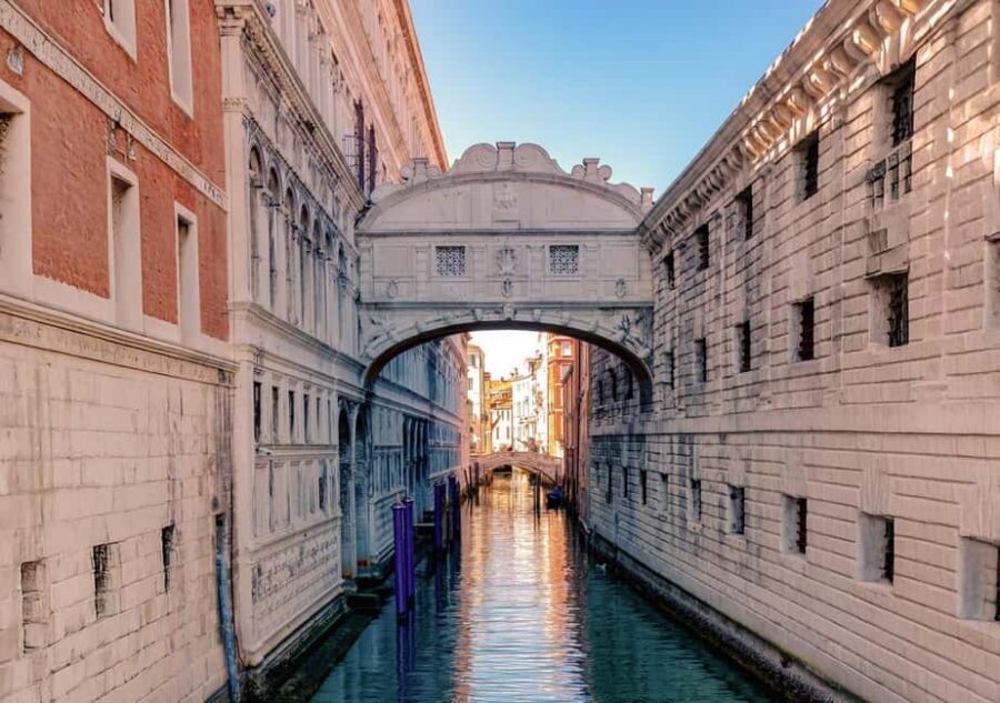 Venice: St Mark's, Doge's Palace, Murano & Burano Day Tour - Should You Book This St Mark’s, Doge’s Palace, Murano & Burano Day Tour?