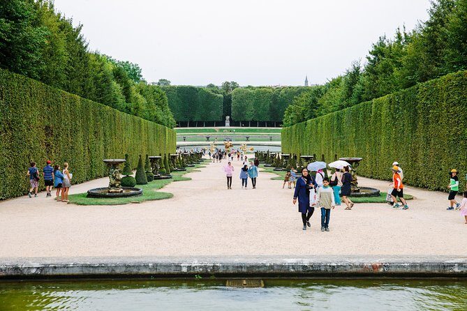 Versailles Château and Gardens Walking Tour from Paris by Train - Who should book this Versailles tour?