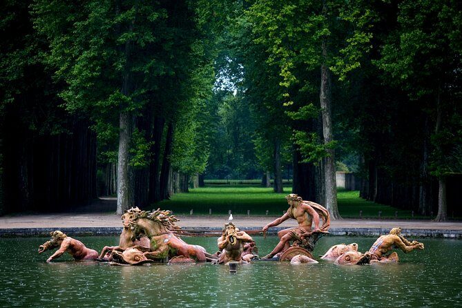 Versailles Domain Audio Guided Half Day Tour from Paris - Gardens and the Grand Canal: Great Views, Short Walks