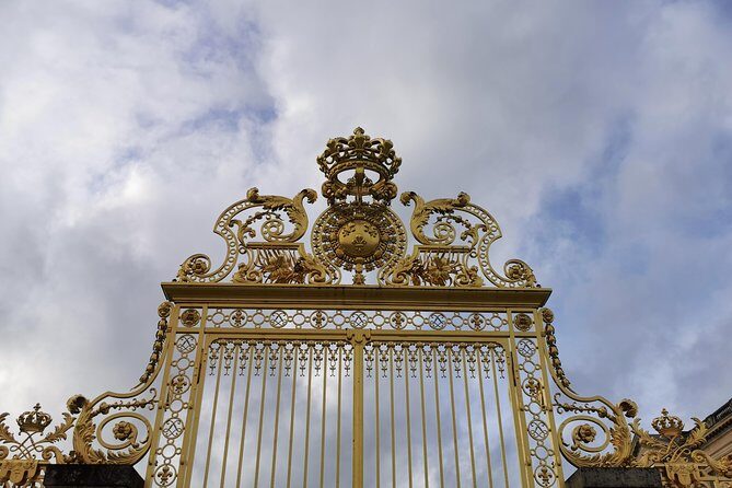 Versailles Full Day Private Guided Tour with Hotel Pickup - Quick hits before you go