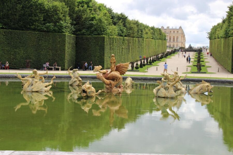Versailles: Garden Private Guided Tour & Palace Entry Ticket - Practical Tips Before You Go: Shoes, Bags, and a Realistic Pace