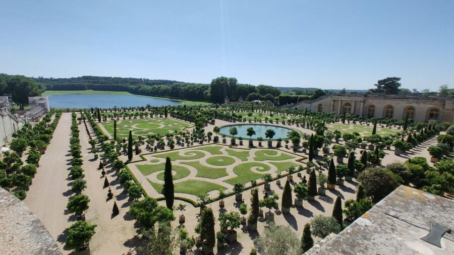 Versailles: Garden Private Guided Tour & Palace Entry Ticket - Two Hours in the Versailles Gardens: Turning Symmetry Into a Story