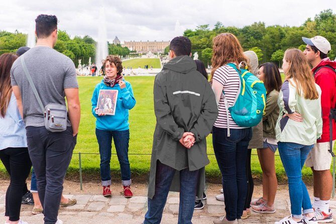 Versailles Palace Bike Tour with Market & Marie-Antoinette hamlet - Bikes, group size, and the reality of riding all day