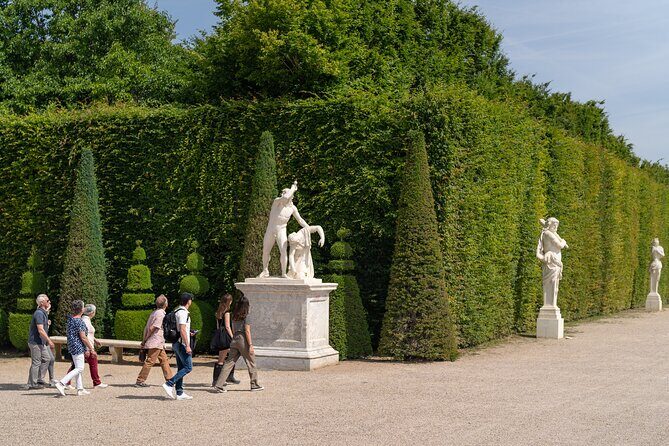 Versailles Palace Full Day or Half Day Tour with Local Guide - Who this half-day tour is best for