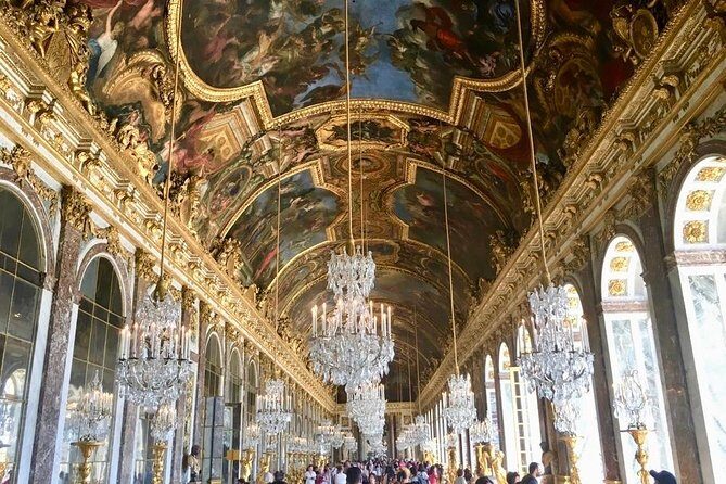 Versailles Palace & Marie-Antoinette's Estate Private Guided Tour with Lunch - Start at 8:30 and Let Someone Else Handle the Paris-to-Versailles Transfer
