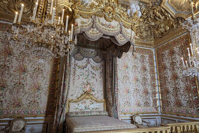 Versailles Palace Private Tour from Paris/skip-the-line ticket - A few smart expectations to set before you go