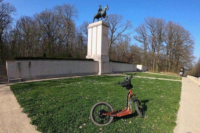 Versailles: Path of the Heroes on original electrics 2 wheels - Versailles on Original E-Scooters: The Big Value of Moving Under Your Own Power
