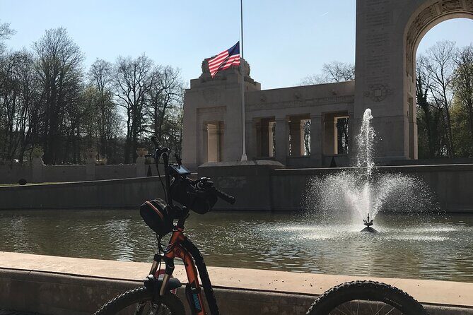 Versailles: Path of the Heroes on original electrics 2 wheels - The Lafayette Escadrille Memorial: Where the Route Starts With Real WWI Meaning