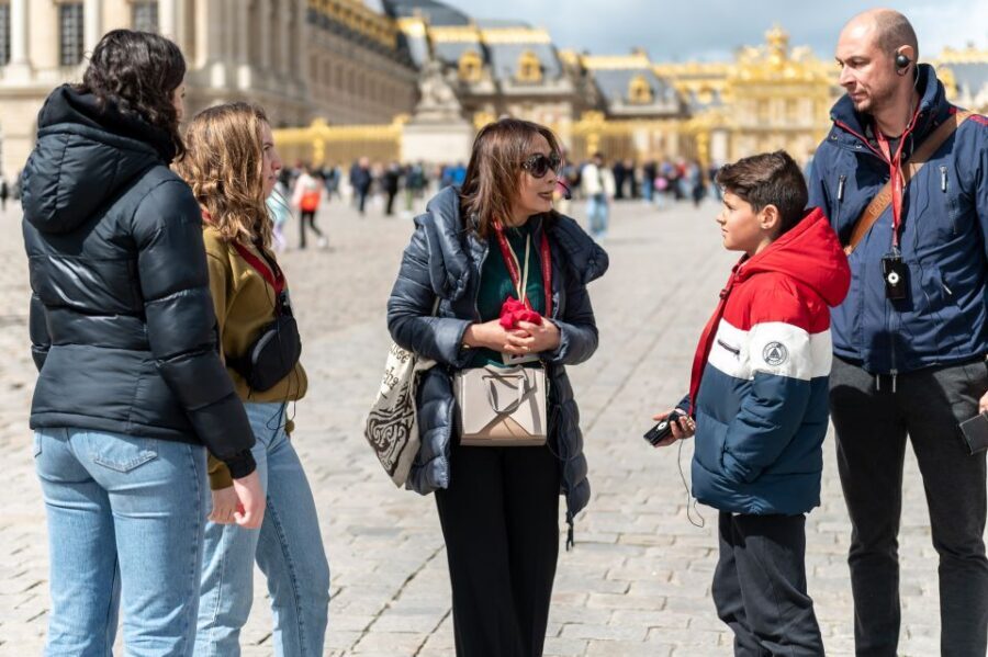 Versailles: Private Family Tour of Palace w/ Reserved Entry - Quick takeaways