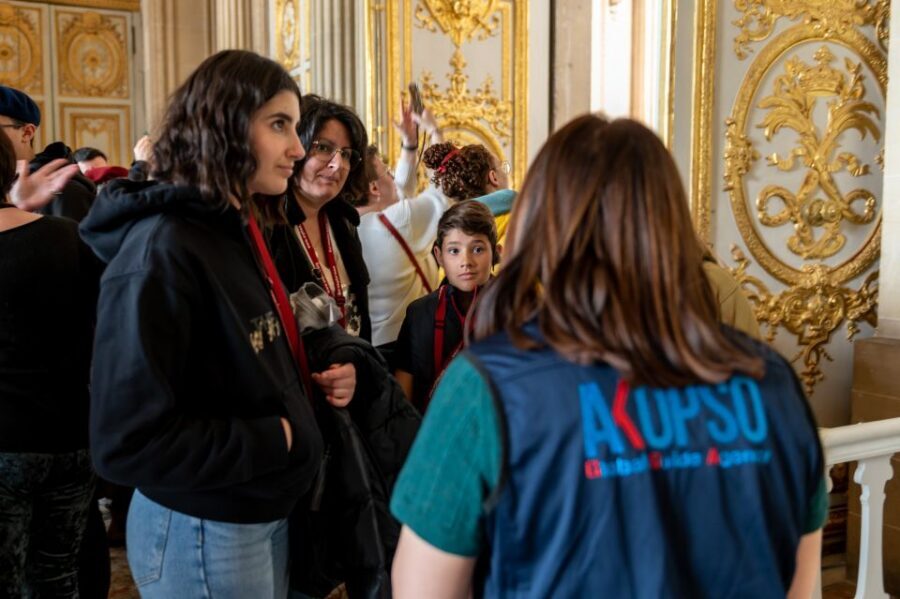 Versailles: Private Family Tour of Palace w/ Reserved Entry - The 2-hour palace sprint: what the guided portion feels like