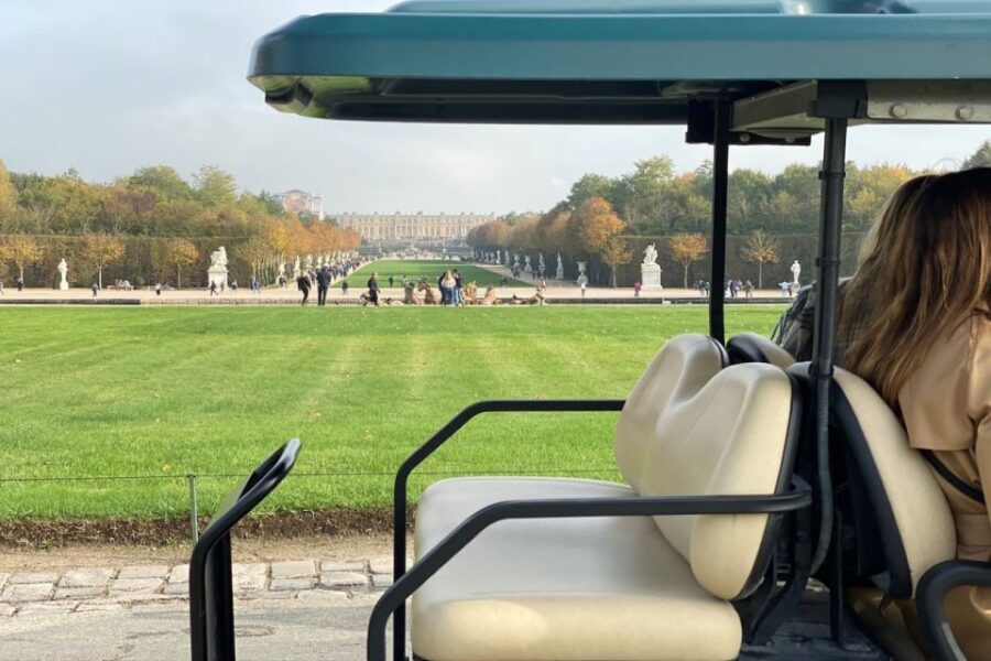 Versailles: Royal Palace & Gardens Private Golf Cart Tour - Getting inside smoothly: skip-the-line and why timing matters