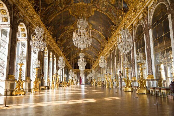 Versailles: Semi-Private Guided Tour with Train - Key things that make this Versailles day work