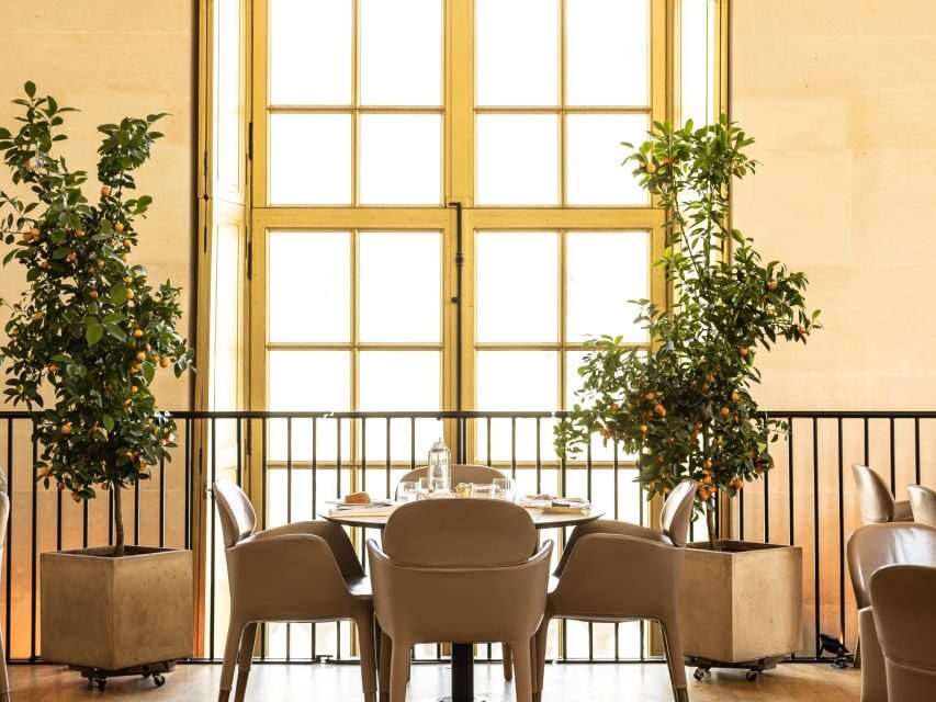 Versailles: Skip-the-Line Entrance and Tea Time at Ore - The Courtyard-to-Entrance Walk: How to Find Ore Fast