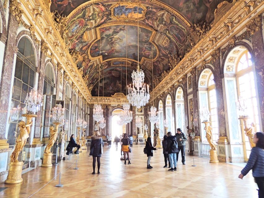 Versailles: Skip-the-Line Guided Palace Tour and Full Access - Should you book this Versailles skip-the-line guided palace tour?