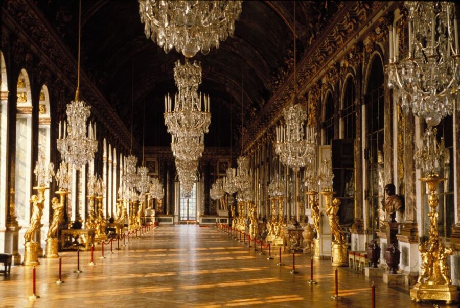 Versailles: Skip-the-Line Guided Tour of Palace with Gardens - Should You Book This Versailles Skip-the-Line Tour?