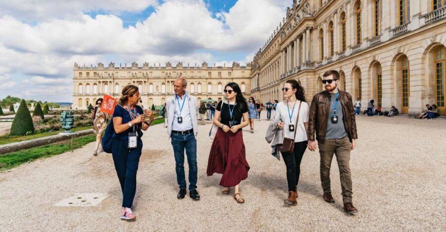 Versailles: Skip-the-Line Tour of Palace with Gardens Access - Marie Antoinette’s Trianon option: worth it if you want the second story