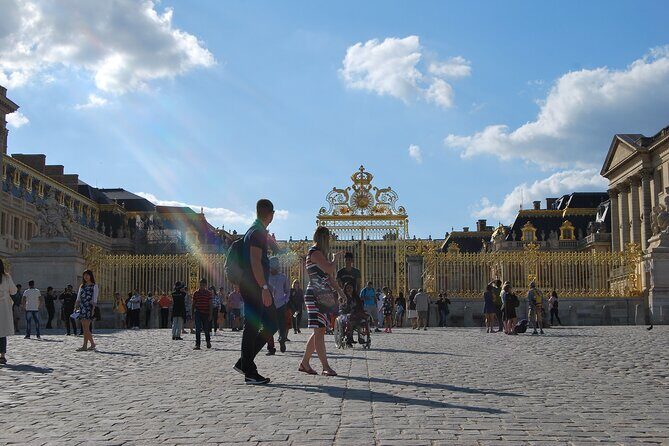 Versailles Small Group Guided Tour with Local Guide - Meeting at the Statue Équestre de Louis XIV