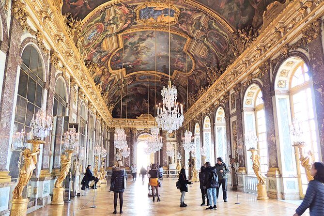 Versailles Small Group Guided Tour with Local Guide - Crowds, Heat, and the Best Time to Go