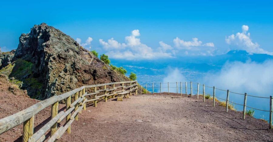 Vesuvius and Herculaneum - The Drive Up: Settling In on the Way to Vesuvius