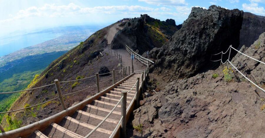 Vesuvius: entrance ticket + bus round-trip - Ride Through Vesuvius National Park: What the Van/Bus Portion Really Does