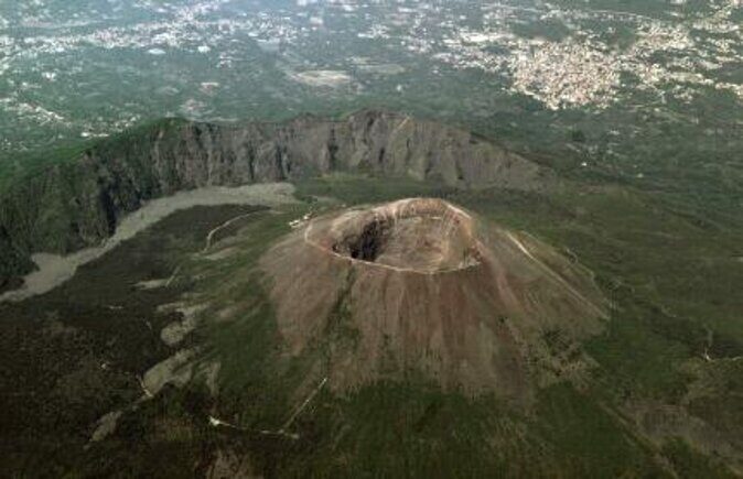 Vintage Van Experience: Tour and Transfer to Mt. Vesuvius - Key Things You’ll Notice on This Vesuvius Day Trip