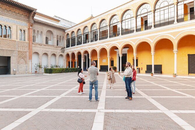 VIP Guided Seville Alcazar Pre-Opening, Cathedral & Old Town - Seville Cathedral: Columbus, Major Art, and Getting Your Bearings Fast