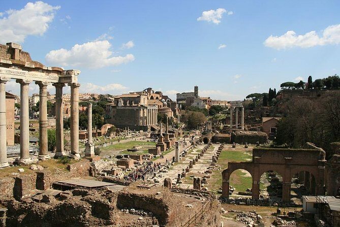 Visit of the Colosseum, Forum, Palatine Hill and Virtual Reality (VR) - What’s Included: Tickets, Fees, VR Device, and Assistance