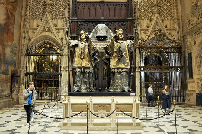 Visite Alcazar et Cathédrale (Combo) - Fast-track line: why it’s worth paying for