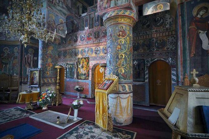 Vlad the Impaler Royal Court from Târgoviște, Peleș Castle and Dracula grave - Getting from Bucharest: private comfort on a long road day