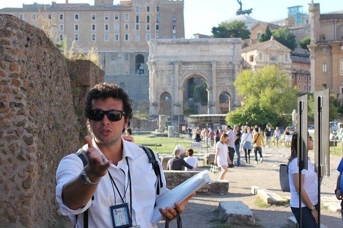 Walking Tour of the Colosseum, Roman Forum and Palatine Hill - Meeting point, route ending, and timing that actually helps