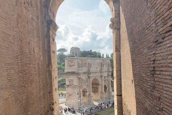 Walking Tour of the Colosseum, Roman Forum and Palatine Hill - Palatine Hill: emperors’ palaces, Romulus and Remus, and the Forum view