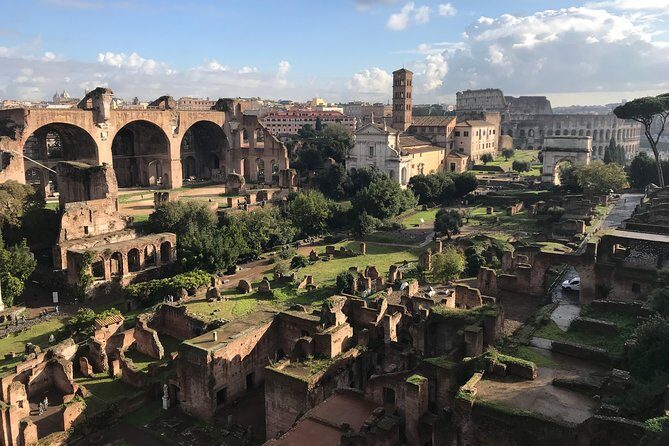 Walking Tour of the Colosseum, Roman Forum and Palatine Hill - Roman Forum: Caesar’s cremation, Antony’s podium, and major temple stops