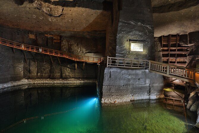 Wieliczka Salt Mine guided tour from Krakow - Going underground: what you’ll see in the salt chambers