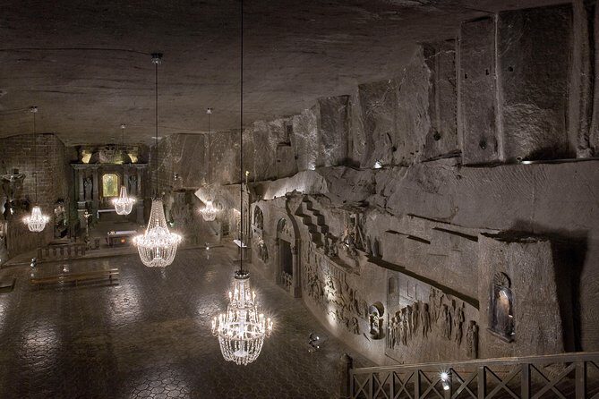 Wieliczka Salt Mine Tour from Krakow: Private Transport + Ticket - The Chapel of St Kinga: the salt church moment that defines the whole mine