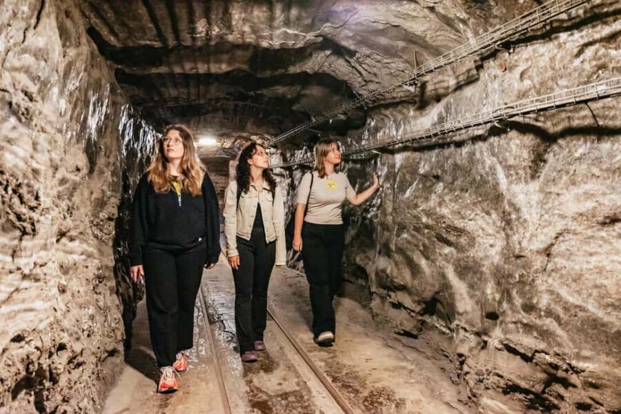 Wieliczka Salt Mine Tour from Kraków – Skip the Line Entry - Getting into the mine: descent, stairs, and the 17–18ºC surprise