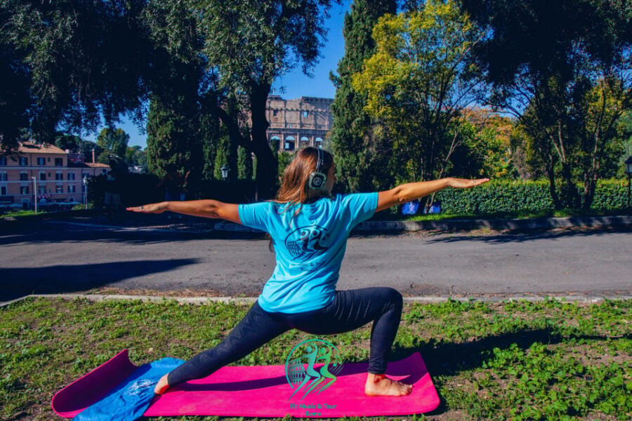 Yoga experience Colosseo - Colosseum View: More Than a Photo Background