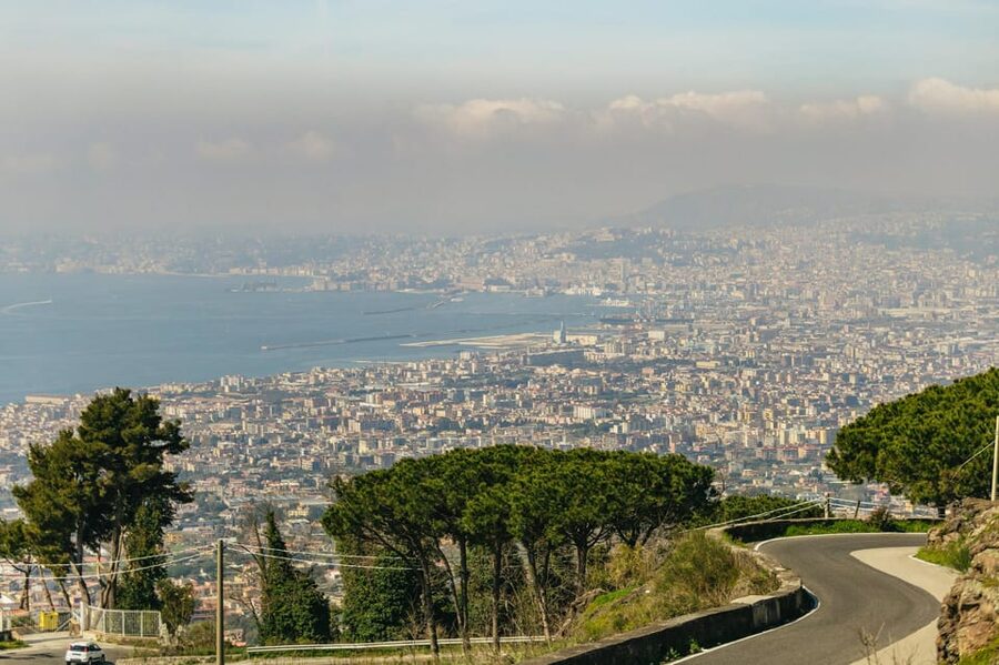 Naples: Pompeii and Mt. Vesuvius with Lunch and Wine Tasting - How much walking should you expect?